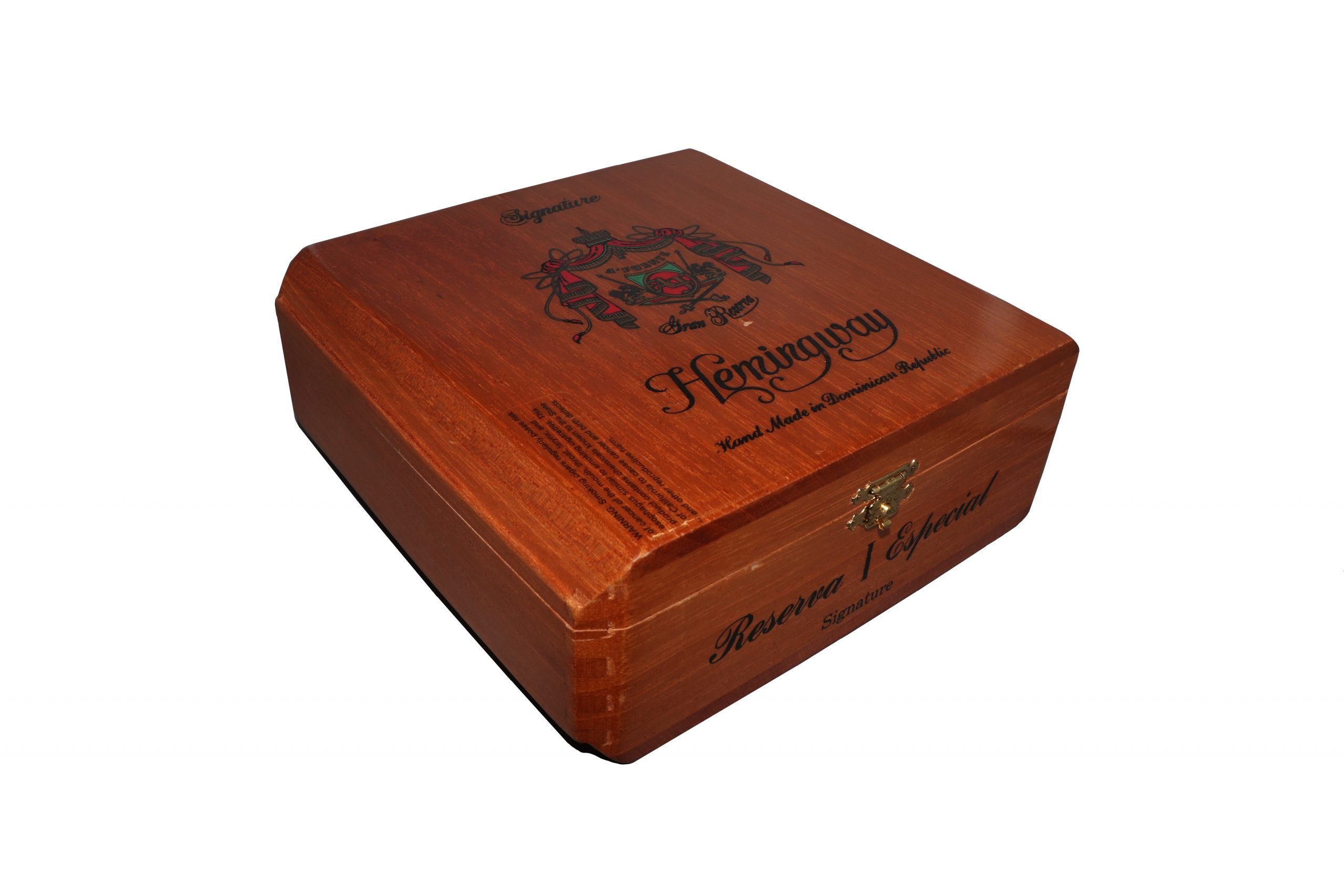 Closed box of 25 count Arturo Fuente Hemingway Signature cigars