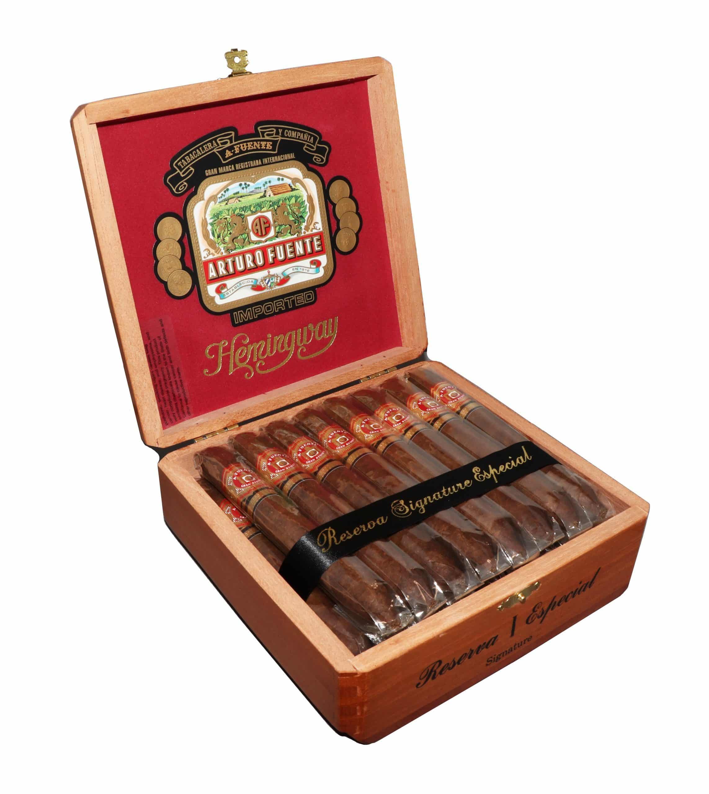 Open box of 25 count Arturo Fuente Hemingway Signature cigars