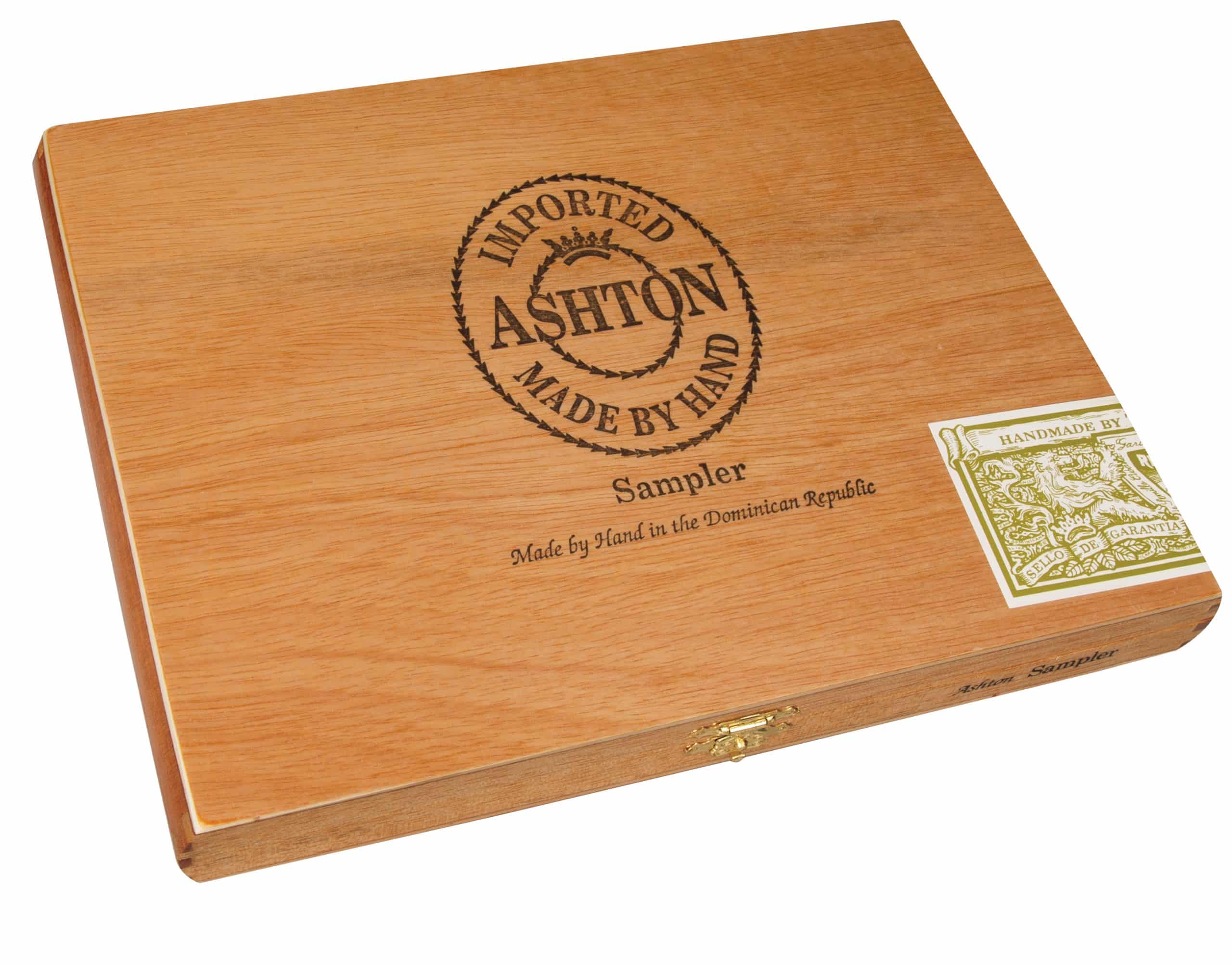 Closed box of Ashton 10 count Cigar Sampler