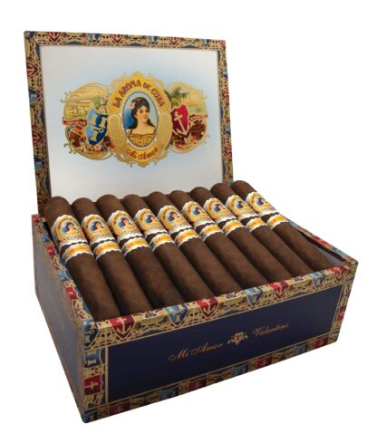 Open box of 25 count La Aroma de Cuba Mi Amor Valentino cigars
