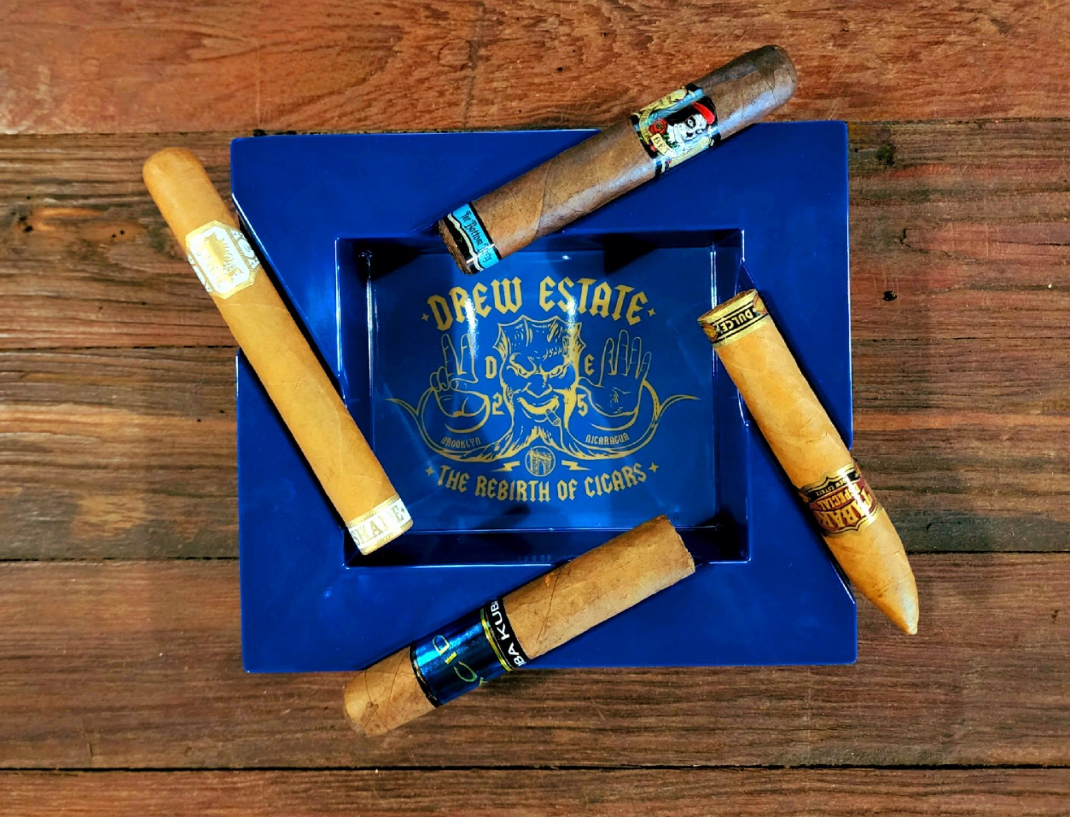 drew Estate blue ashtray