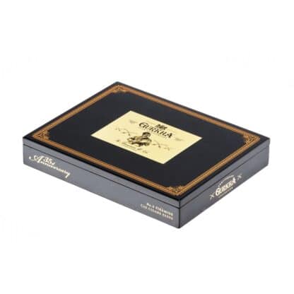 gurkha 35th anniversary piramide closed box